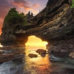 Destinasi Wisata Mataram dengan Pemandangan Luar Biasa Pantai Batu Bolong