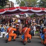 Parade Budaya HUT RI di Mataram, Ribuan Warga Padati Jalan Pejanggik